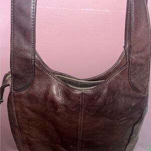 Chic Brown Fossil Leather Shoulder Bag with Adjustable Strap and Sleek Design
